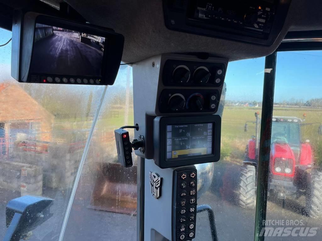 CAT 972 M Iekrāvēji uz riteņiem