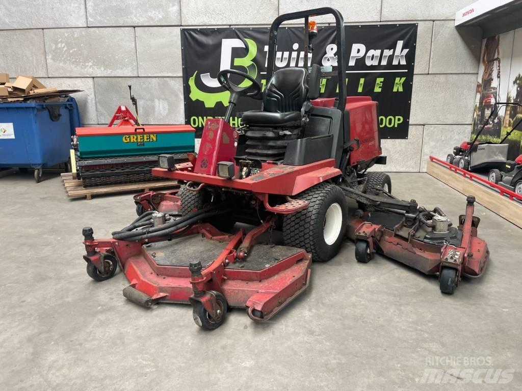 Toro GM 4000 D Mauriņa traktors