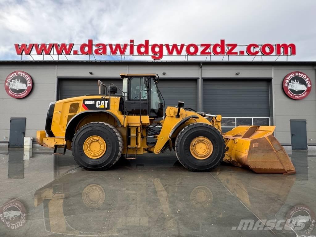 CAT 980M Iekrāvēji uz riteņiem