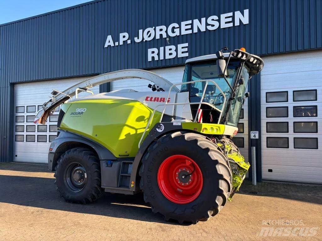 CLAAS Jaguar 960 4WD Lopbarības novācēji