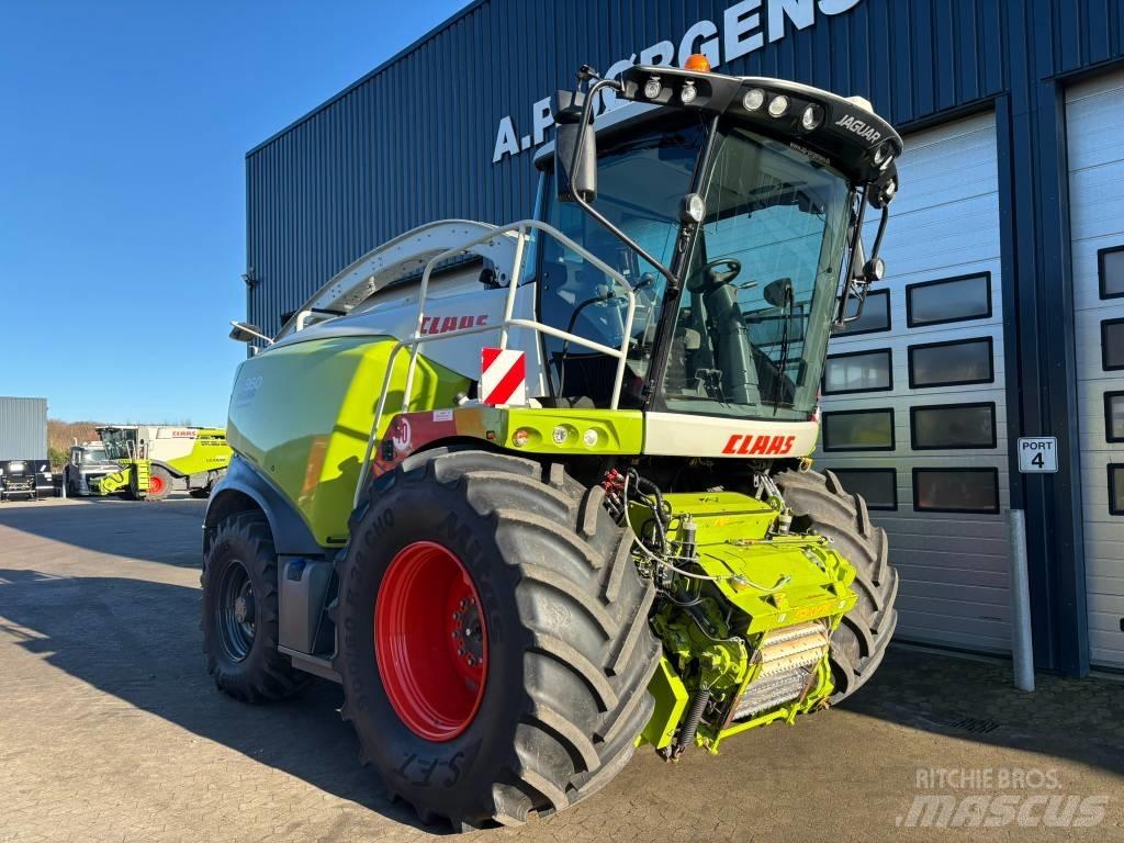 CLAAS Jaguar 960 4WD Lopbarības novācēji