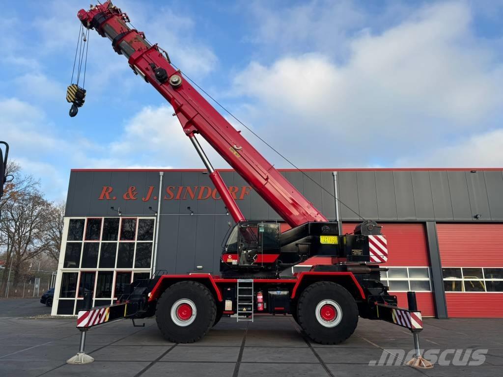 Terex RT 100 Celtņi nelīdzenām virsmām
