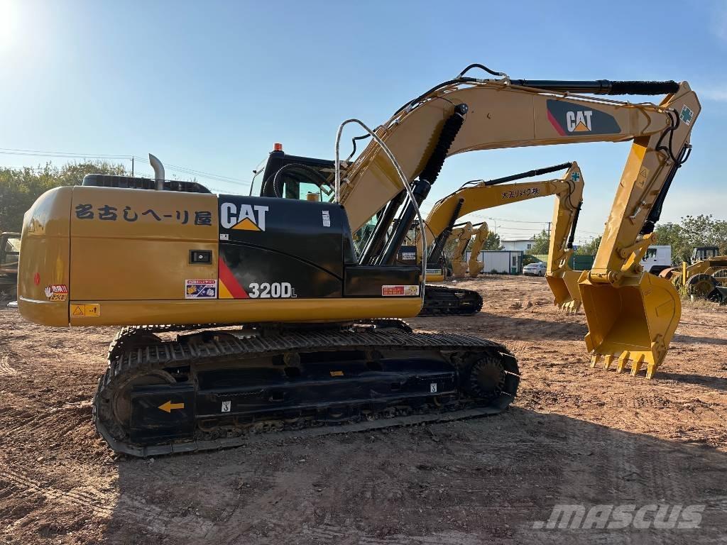 CAT 320 D L Kāpurķēžu ekskavatori