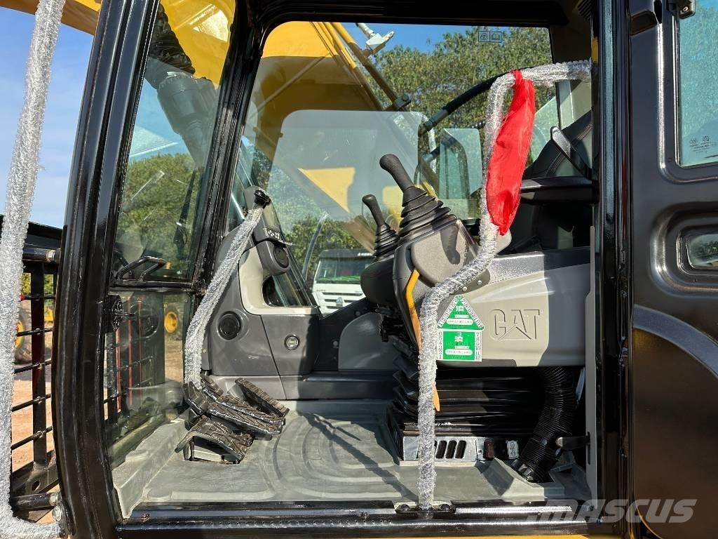 CAT 320 D L Kāpurķēžu ekskavatori