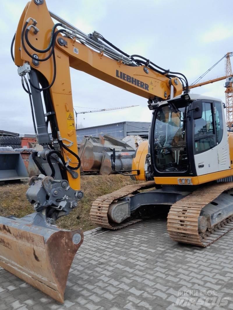 Liebherr R918 Kāpurķēžu ekskavatori