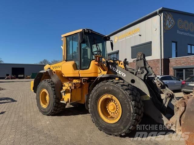 Volvo L 90 F Iekrāvēji uz riteņiem