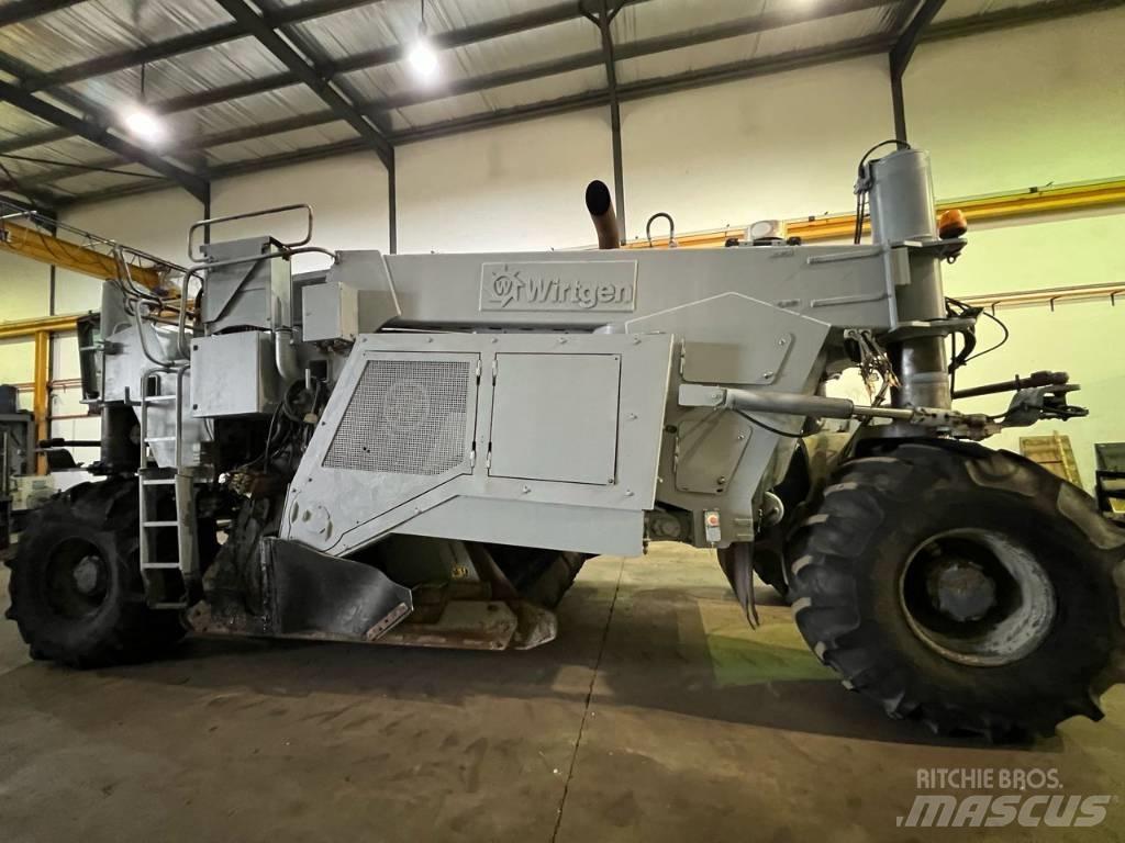 Wirtgen WR2500 Asfalta savācējs
