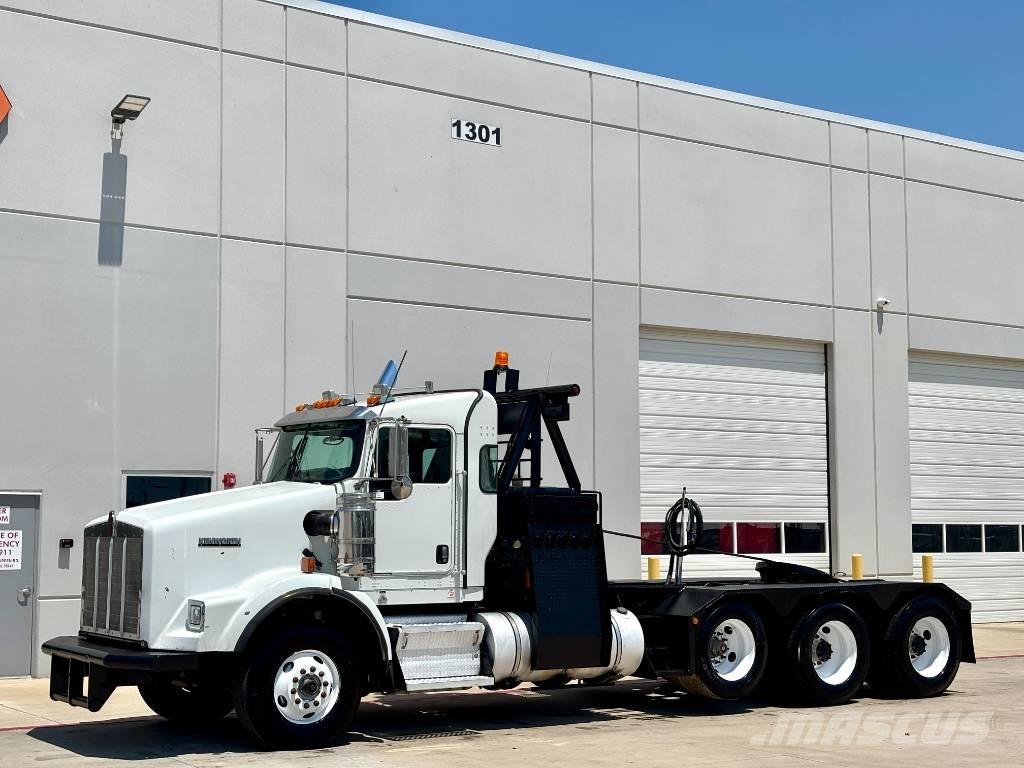Kenworth T 800 Evakuators ar manipulatoru