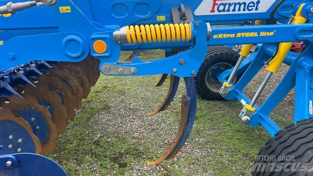 Farmet Triton 300 P Piekabināmie arkli