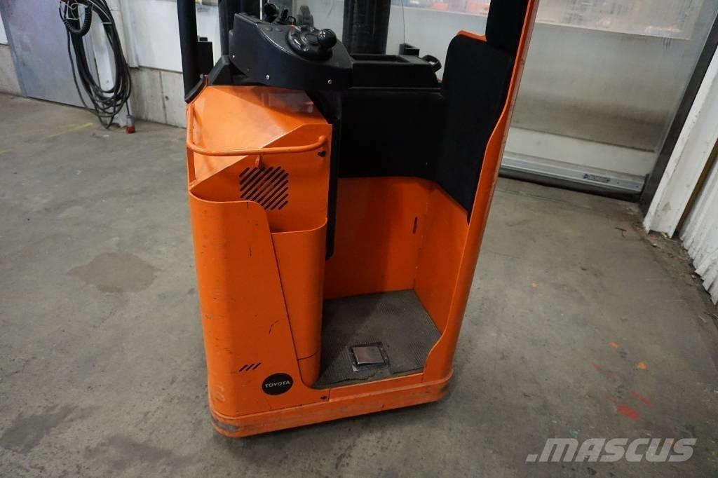 Toyota SSE135L Pašgājēji krautnētāji