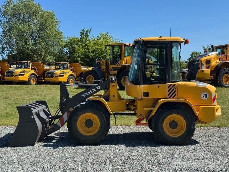 Volvo L 35 G Iekrāvēji uz riteņiem