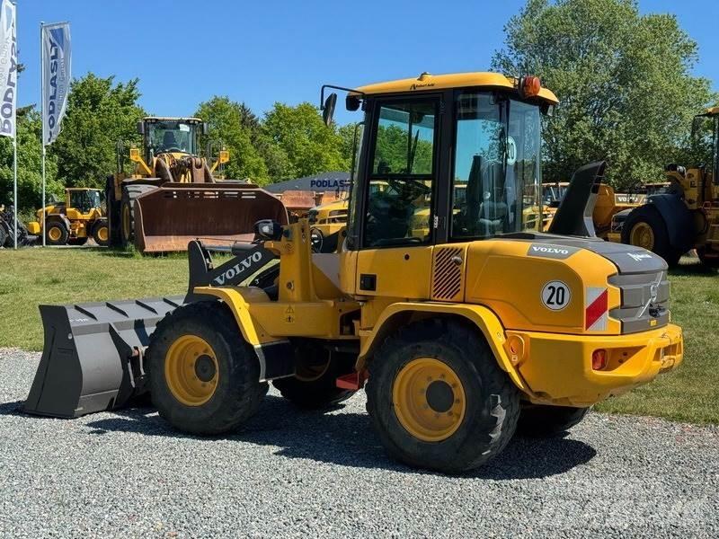 Volvo L 35 G Iekrāvēji uz riteņiem
