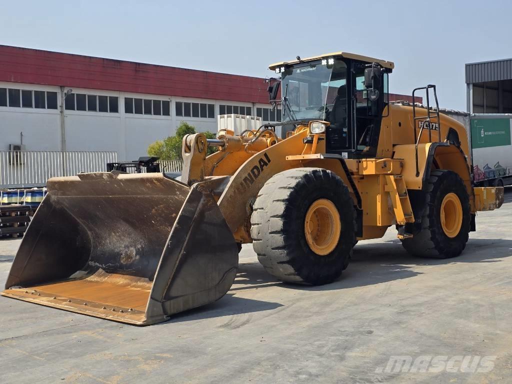 Hyundai HL 975 Iekrāvēji uz riteņiem