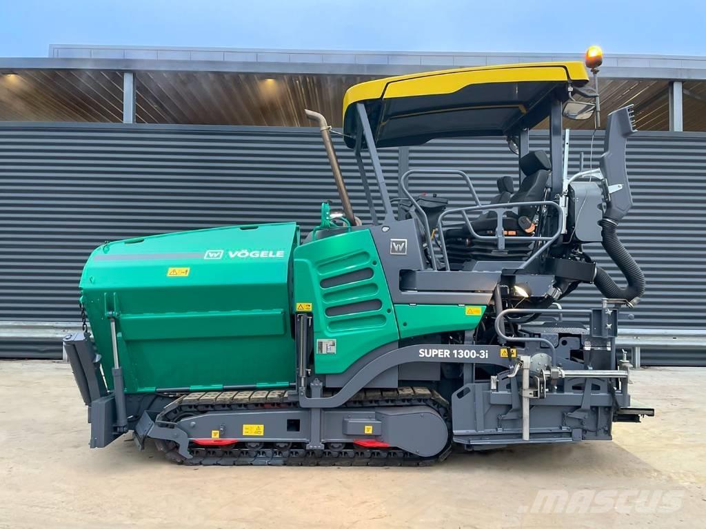 Vögele SUPER 1300-3I Asfalta klājēji