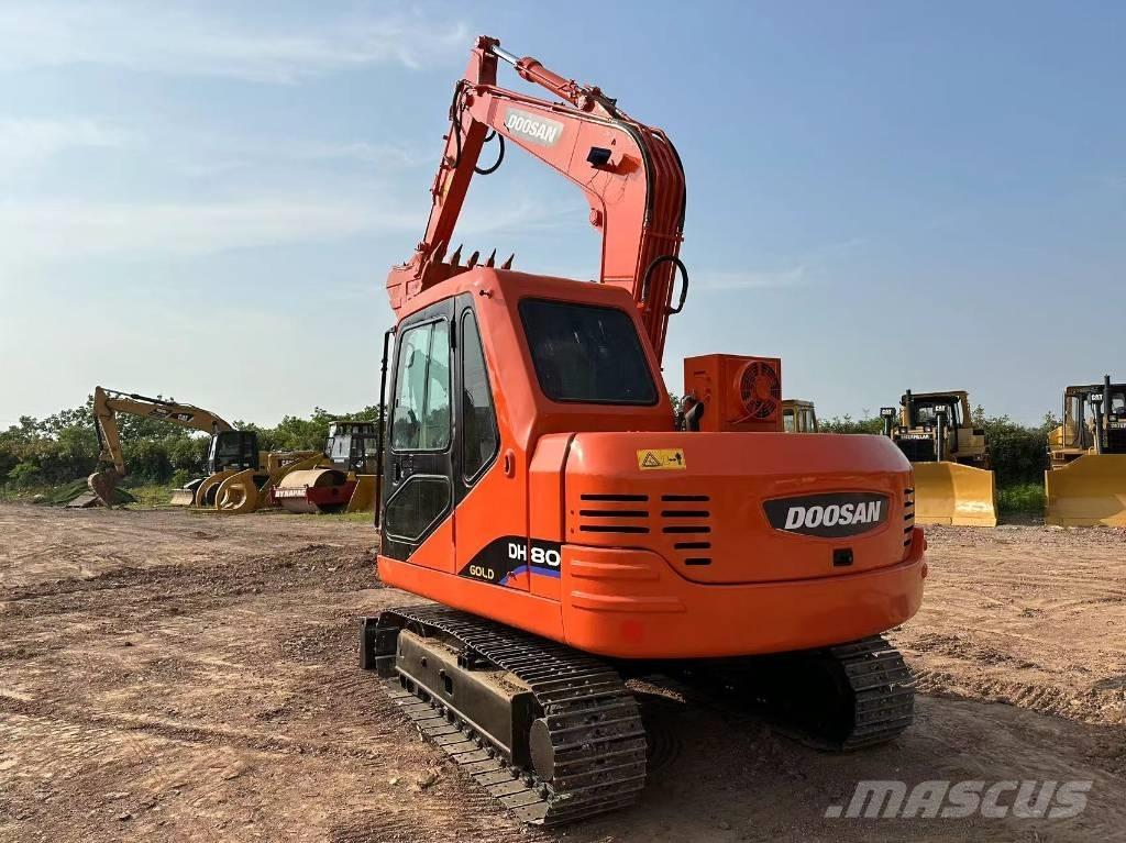 Doosan DH 80 Vidēja lieluma ekskavatori 7 t - 12 t