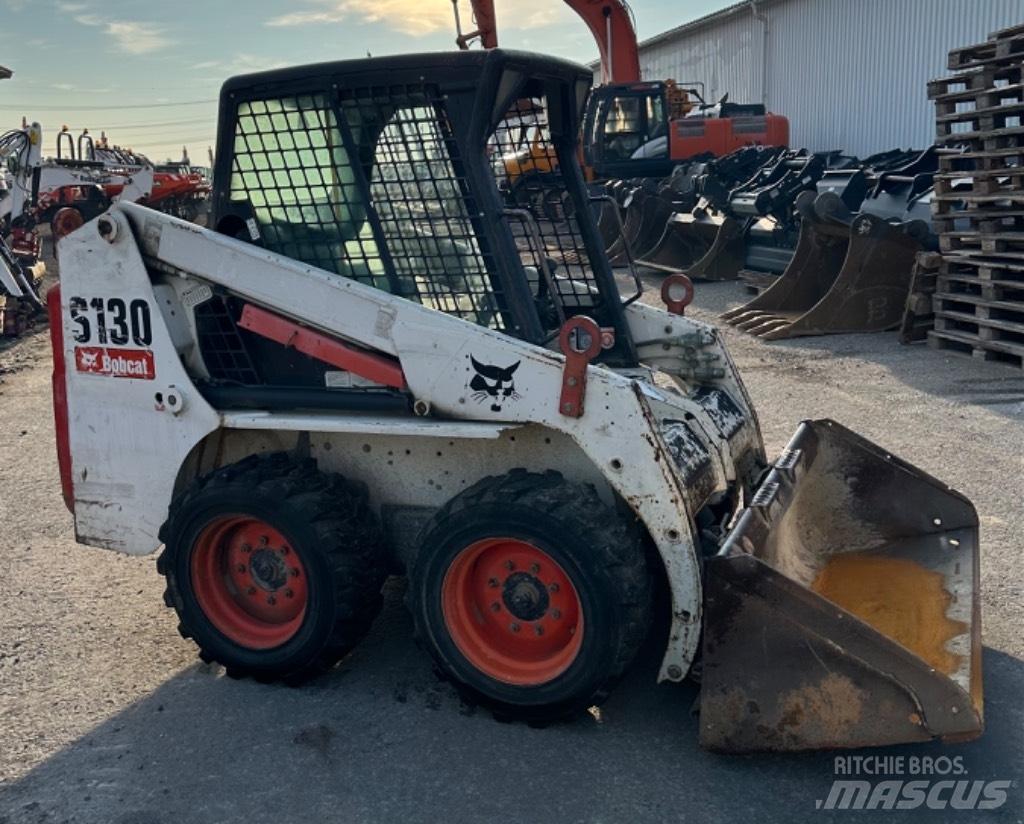 Bobcat S 130 Lietoti riteņu kompaktiekrāvēji