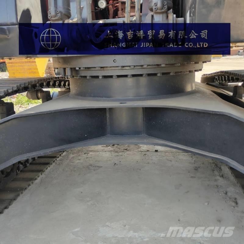 Hitachi ZX 240 Kāpurķēžu ekskavatori