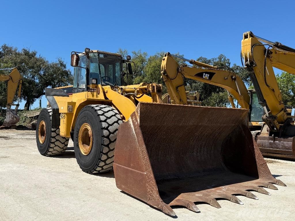 CAT 970 F Iekrāvēji uz riteņiem