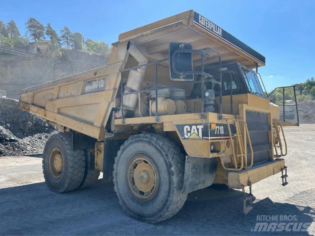 CAT 771D Karjeras kravas automašīnas