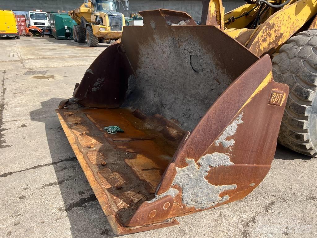 CAT 966 H Iekrāvēji uz riteņiem
