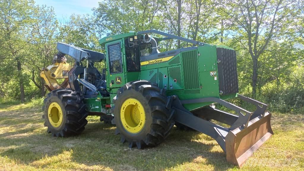 John Deere 648 L-II Šķeldotāji