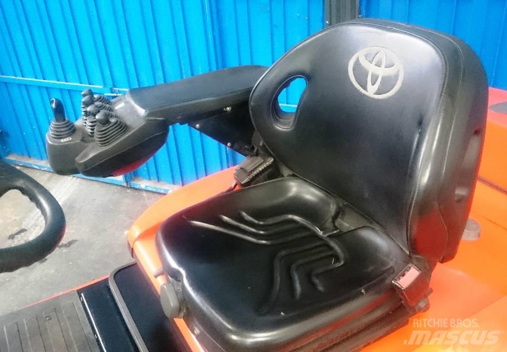 Toyota 7 FBMF 30 Elektriskie iekrāvēji