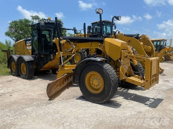 CAT 12 M 3 Greideri