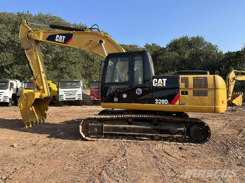 CAT 320D Kāpurķēžu ekskavatori