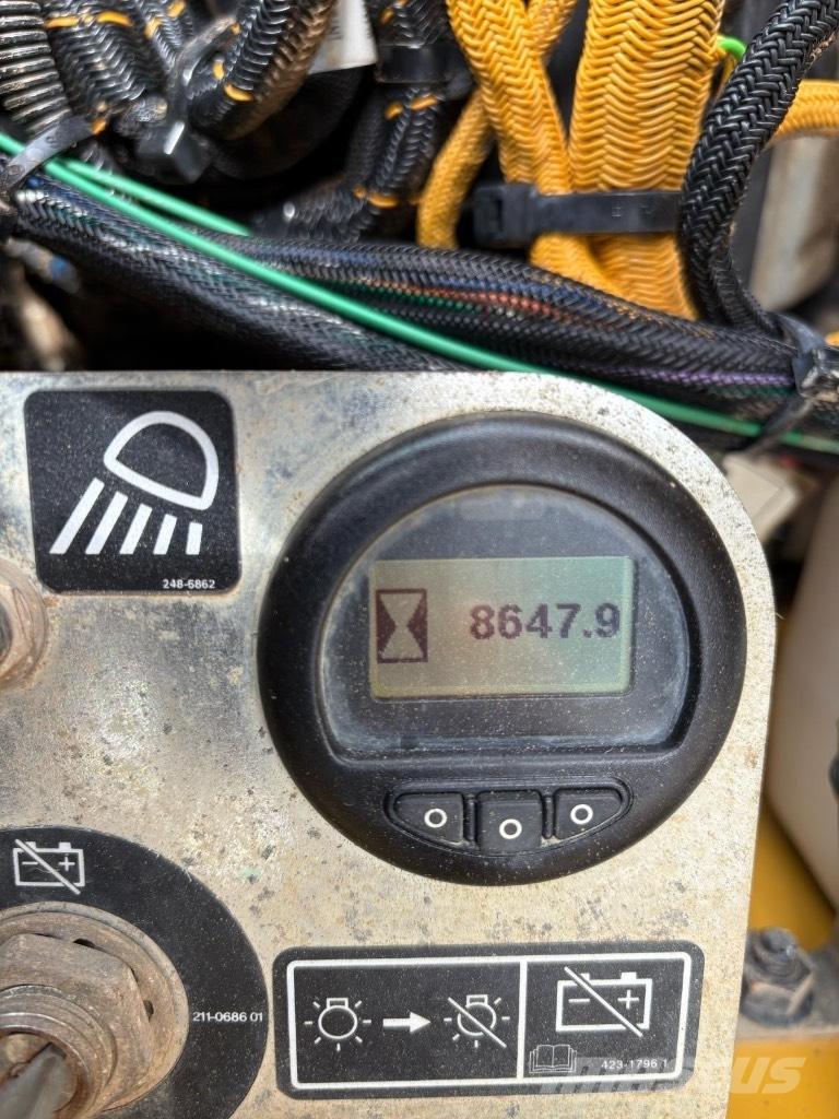 CAT D 6 N LGP Kāpurķēžu buldozeri