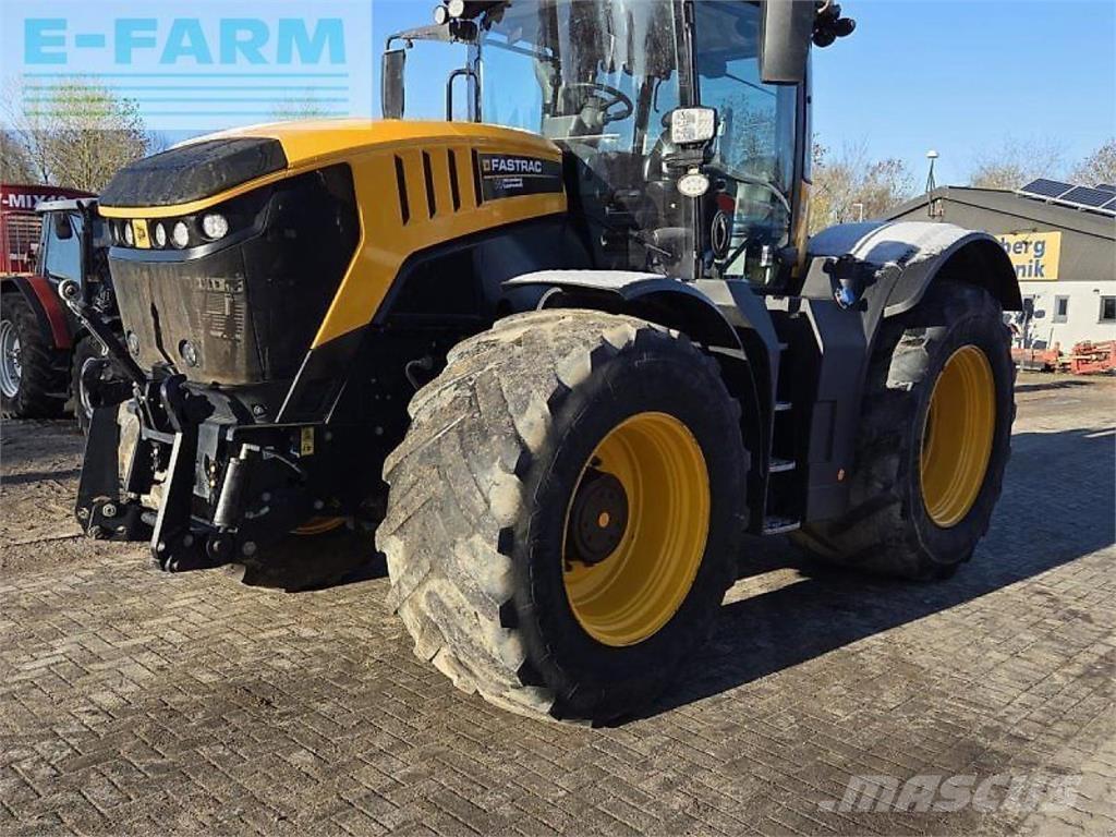 JCB fastrac 8330 Traktori