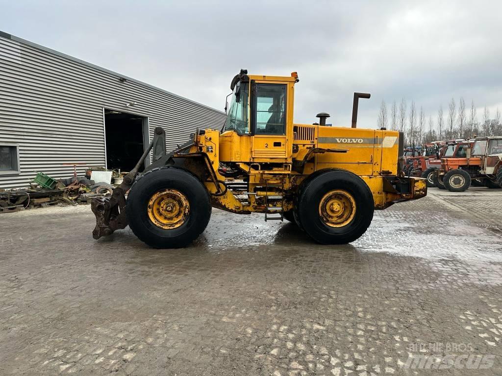 Volvo L120C Iekrāvēji uz riteņiem