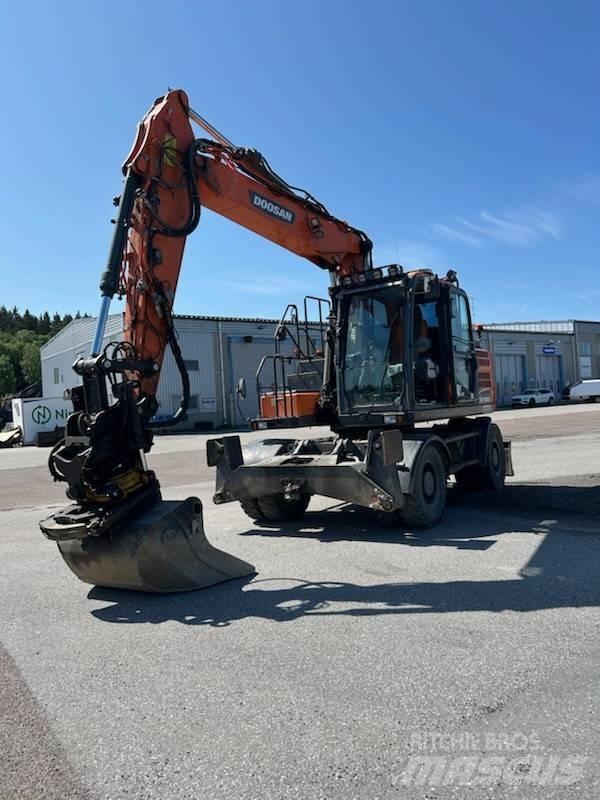 Doosan DX 160 w-5 Ekskavatori uz riteņiem