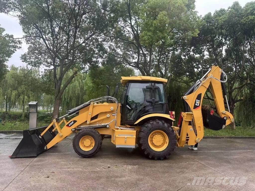 CAT 420F Ekskavatori-iekrāvēji