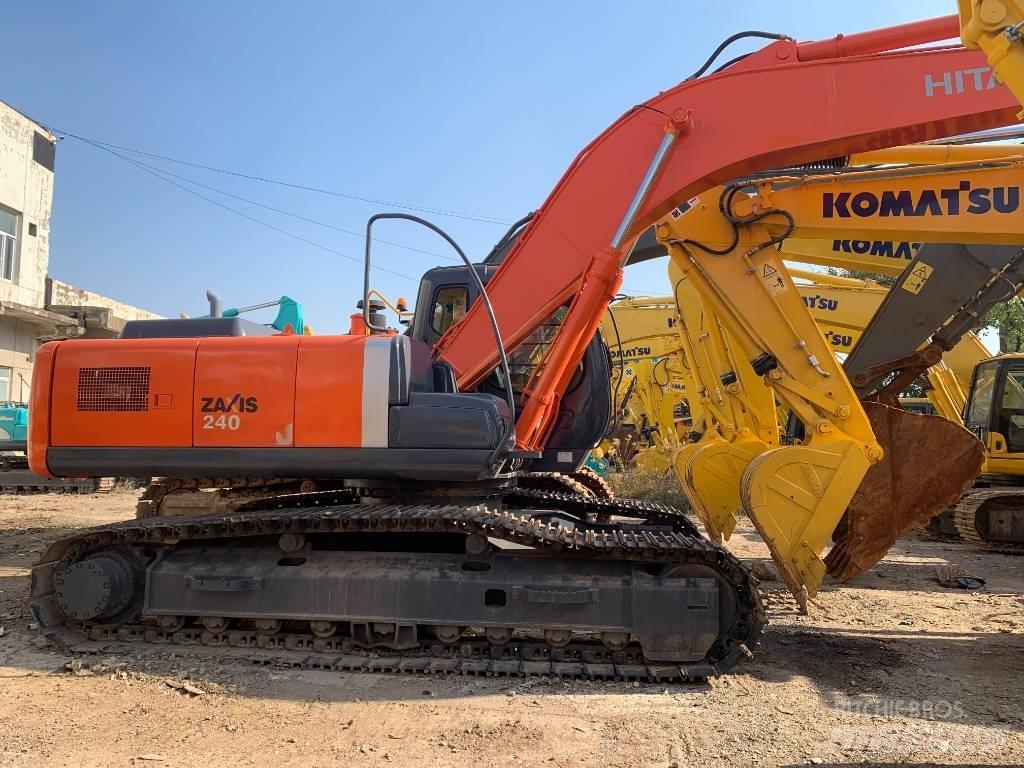 Hitachi Zaxis 240 Kāpurķēžu ekskavatori