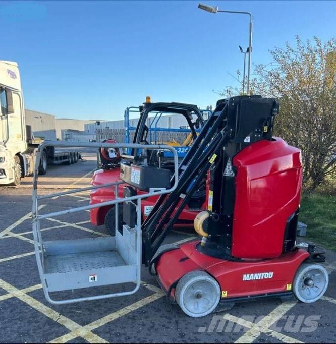 Manitou 100 VJR Vertikālie pacēlāji