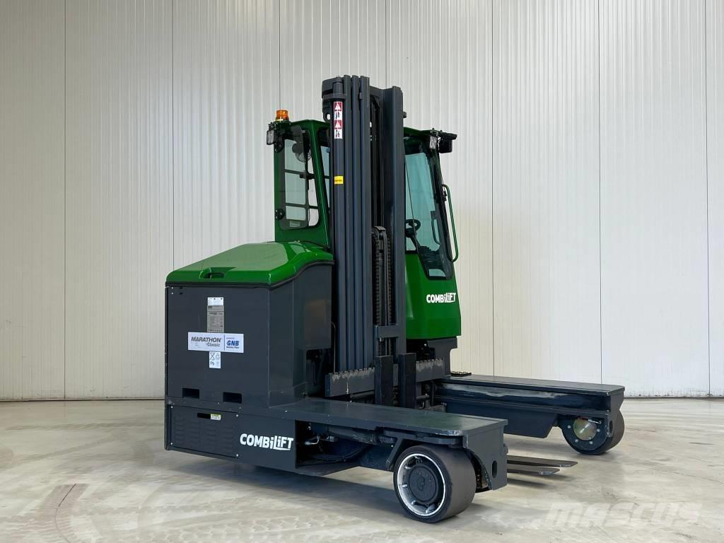Combilift C4000ET Četru virzienu krāvēji