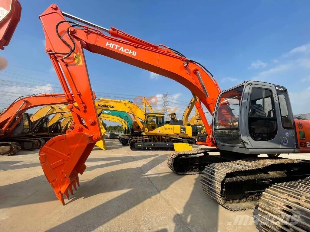 Hitachi EX 120 Kāpurķēžu ekskavatori