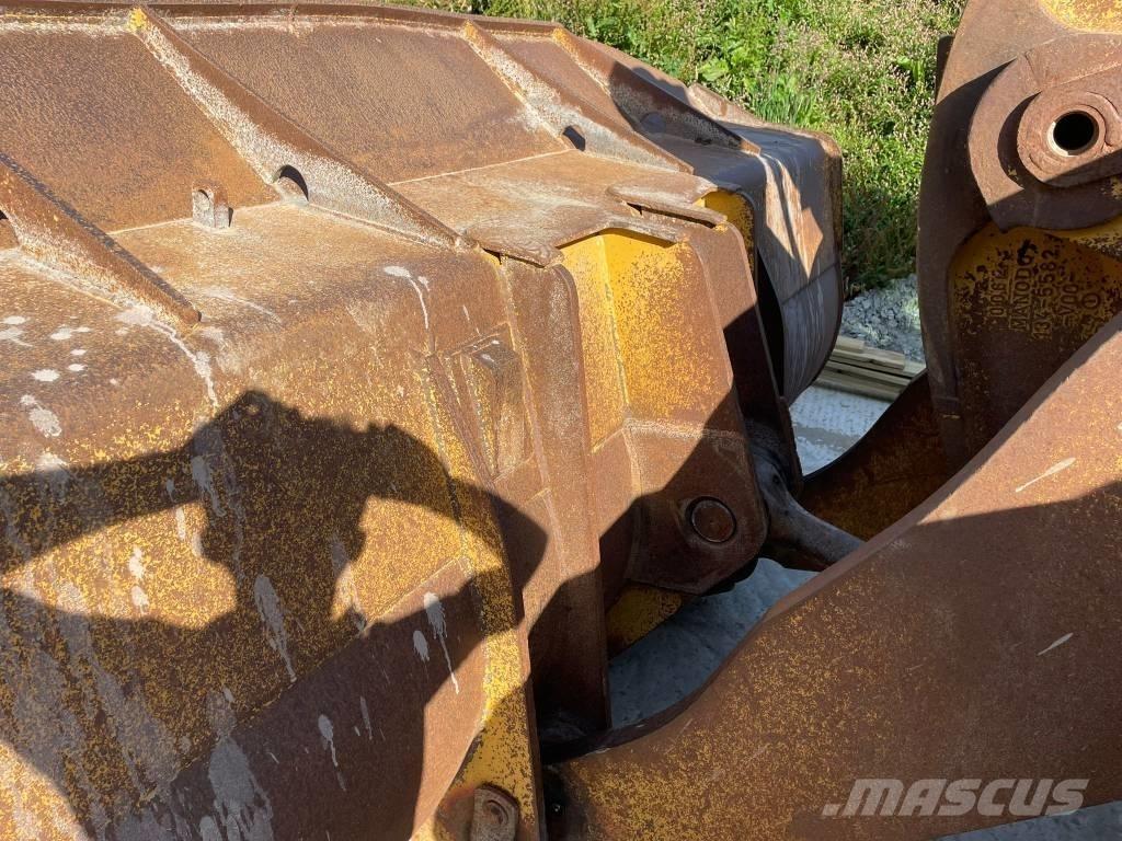 CAT 966 G Iekrāvēji uz riteņiem
