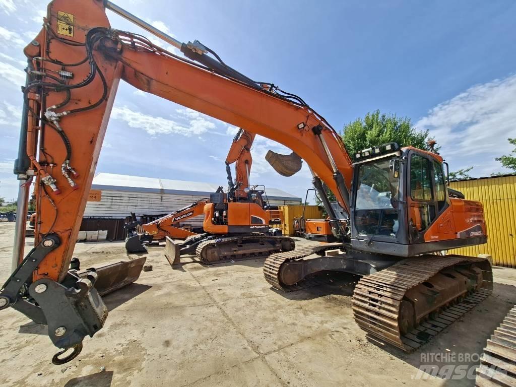 Doosan DX 225 LC-5 Kāpurķēžu ekskavatori