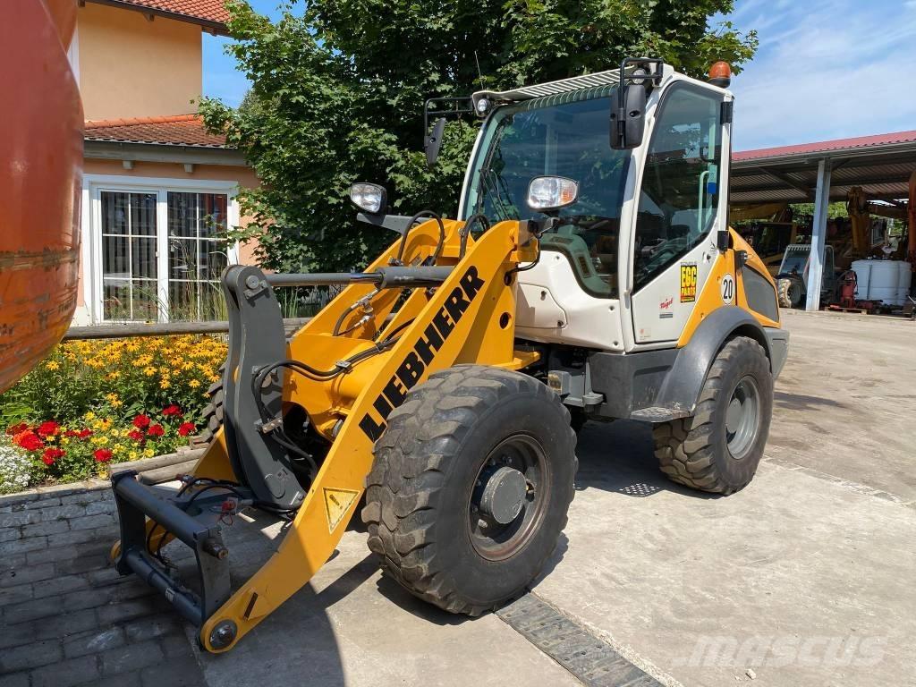 Liebherr L 506 Iekrāvēji uz riteņiem