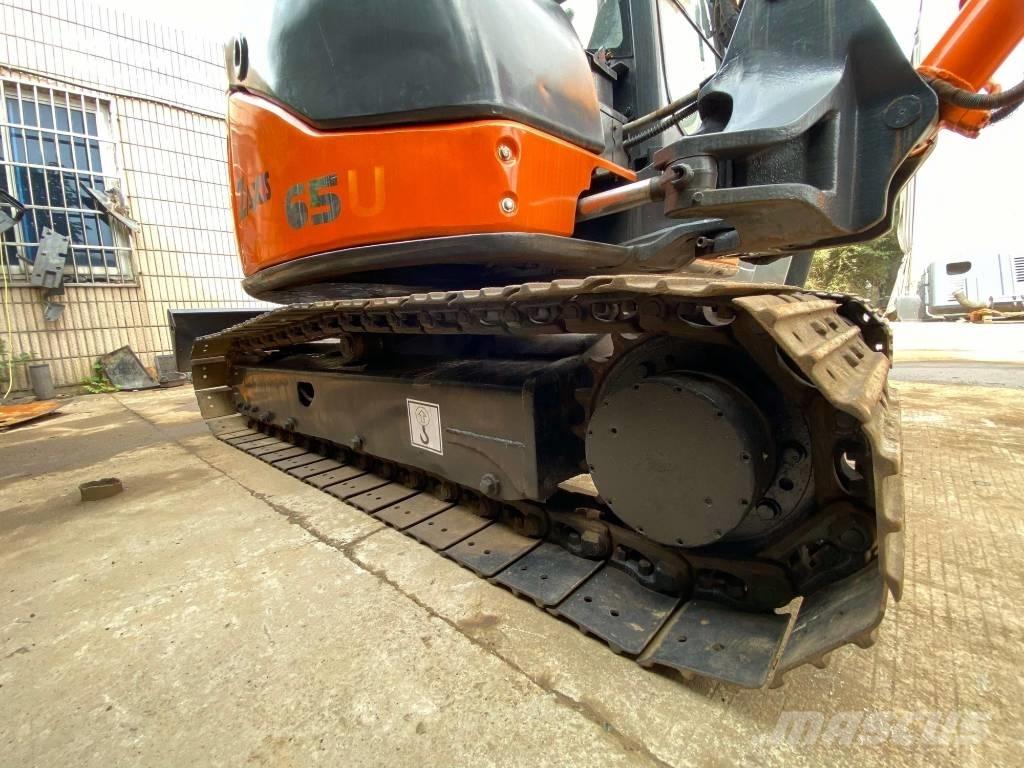 Hitachi ZX65 Mini ekskavatori < 7 t