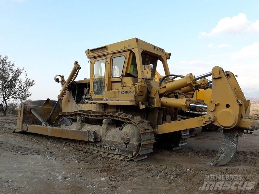 Komatsu D 155 A-1 Kāpurķēžu buldozeri