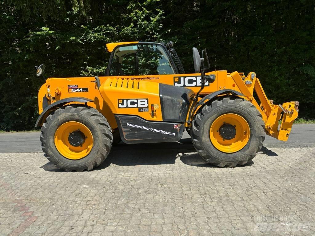 JCB 541-70 Teleskopiskie manipulatori