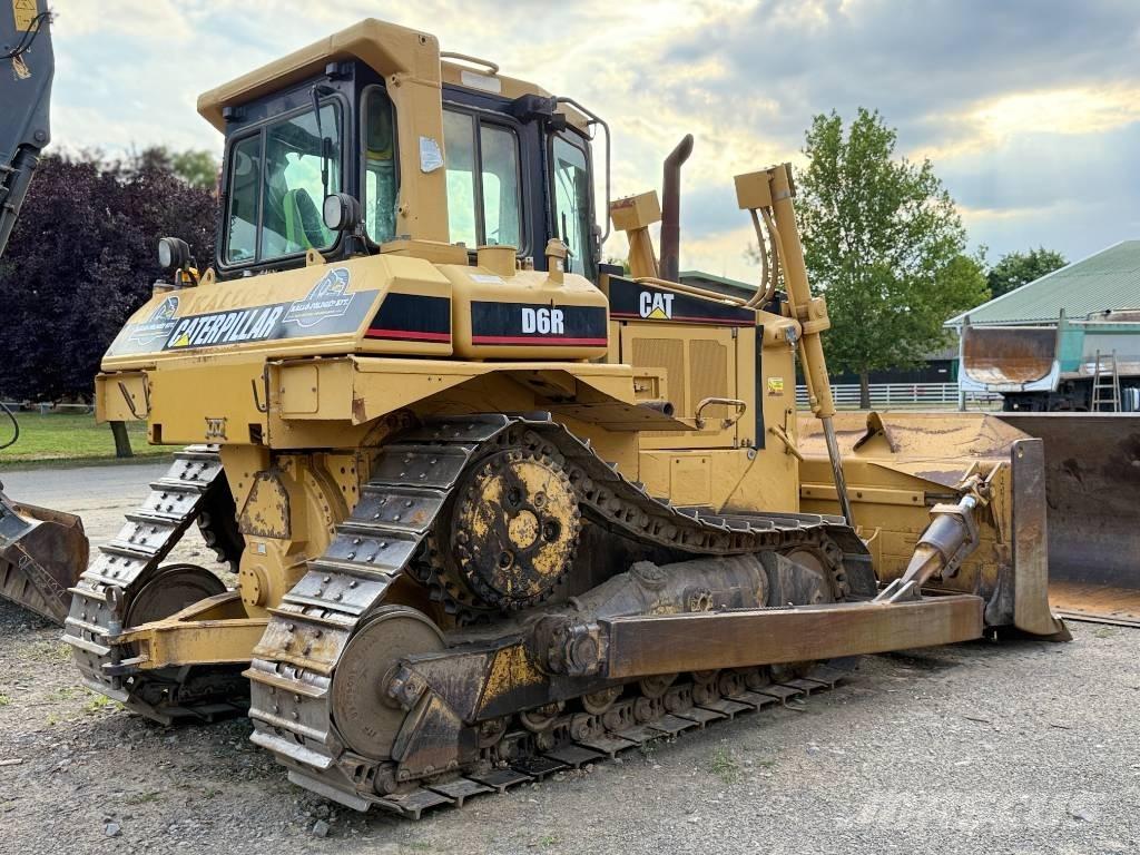 CAT D 6 R Kāpurķēžu buldozeri