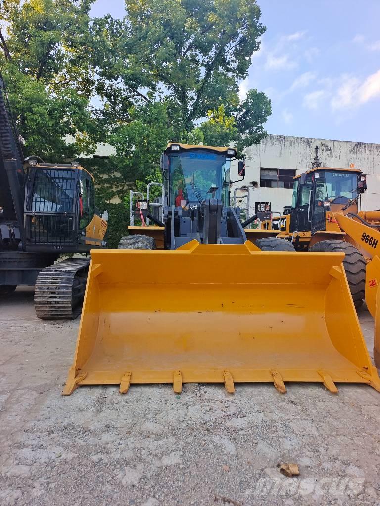 XCMG LW500KV Iekrāvēji uz riteņiem