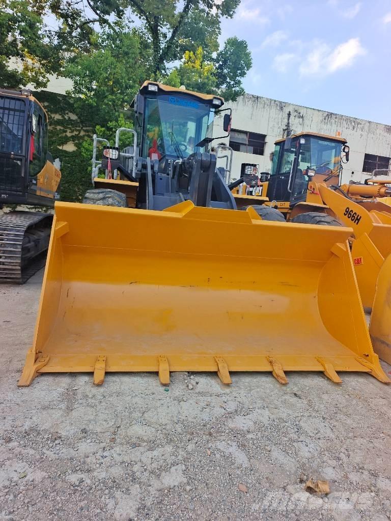 XCMG LW500KV Iekrāvēji uz riteņiem