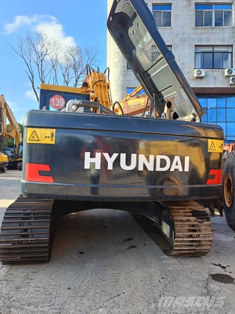 Hyundai R220LC-9S Kāpurķēžu ekskavatori