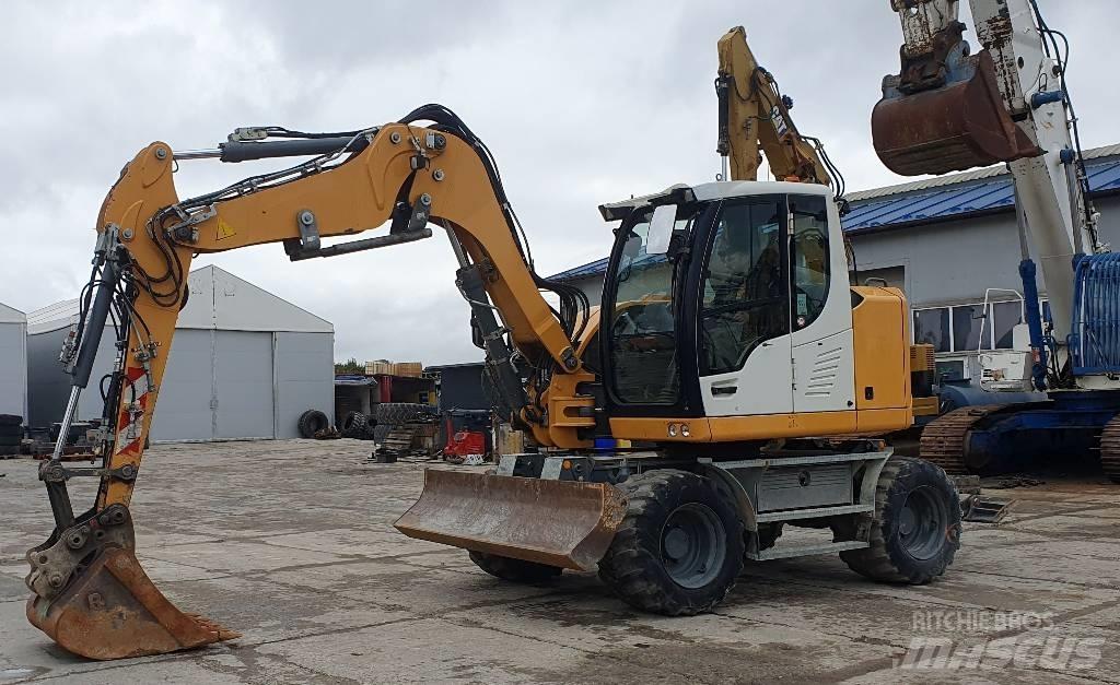 Liebherr A 910 Ekskavatori uz riteņiem