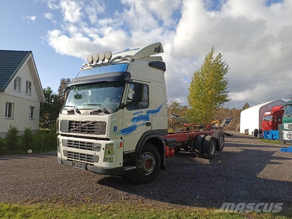 Volvo FM 440 Šasija ar kabīni