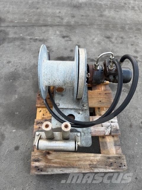 Woma USED WINCH Urbšanas iekārtu piederumi un rezerves daļas